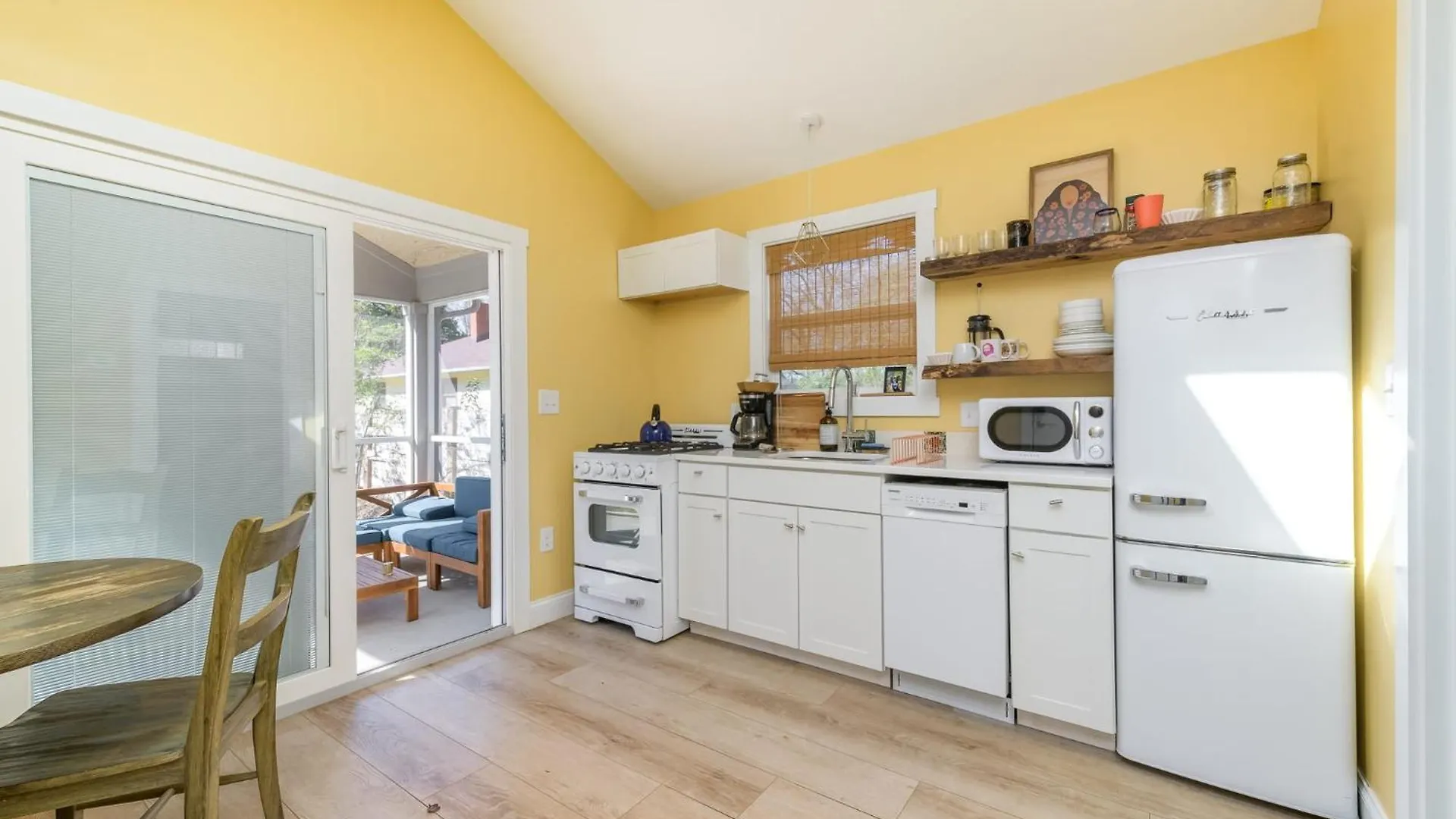 Harry'S Tea House - Cozy Tiny Home Near Noda Charlotte 0*,  États-Unis
